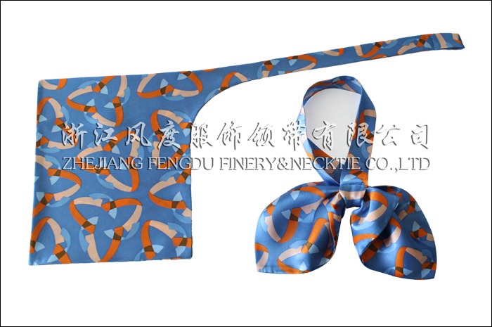 上海有線(xiàn) 真絲雙層刀型絲巾