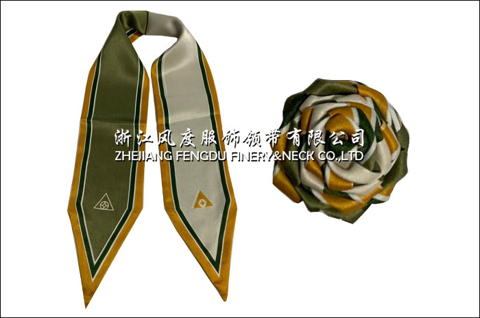 真絲雙層尖角長巾，農(nóng)業(yè)發(fā)展銀行.jpg